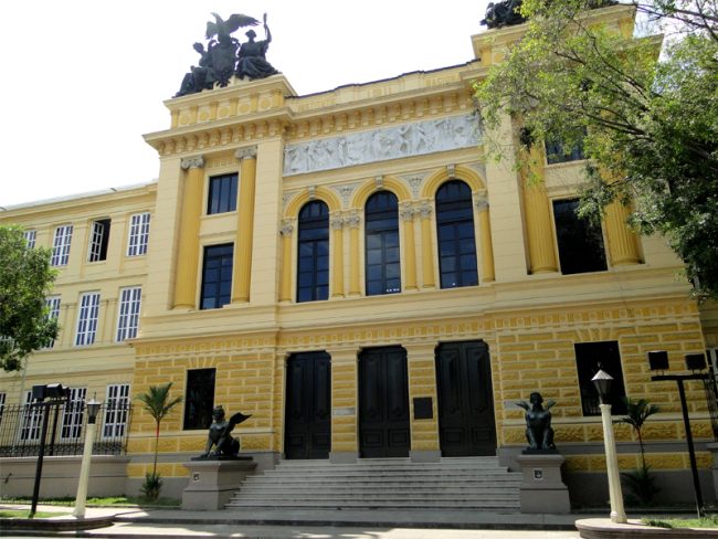 instituto nacional de panama
