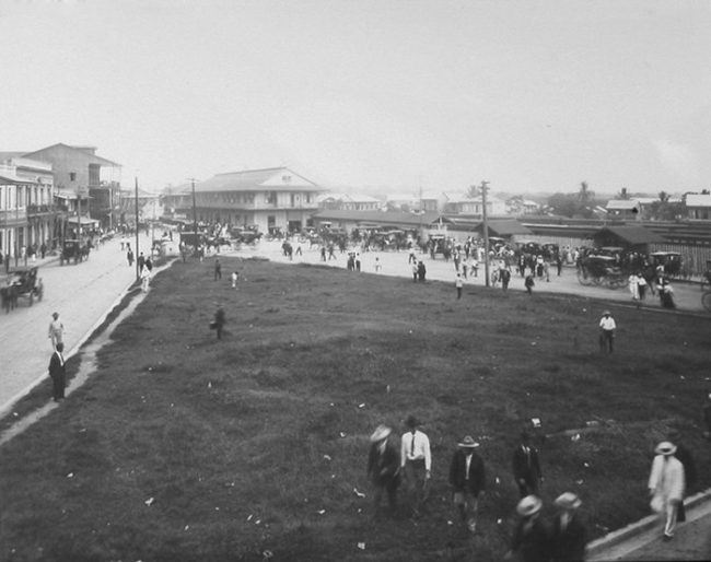 area de la plaza 5 de mayo enero 1910